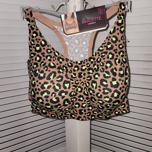 Brand new sports bra